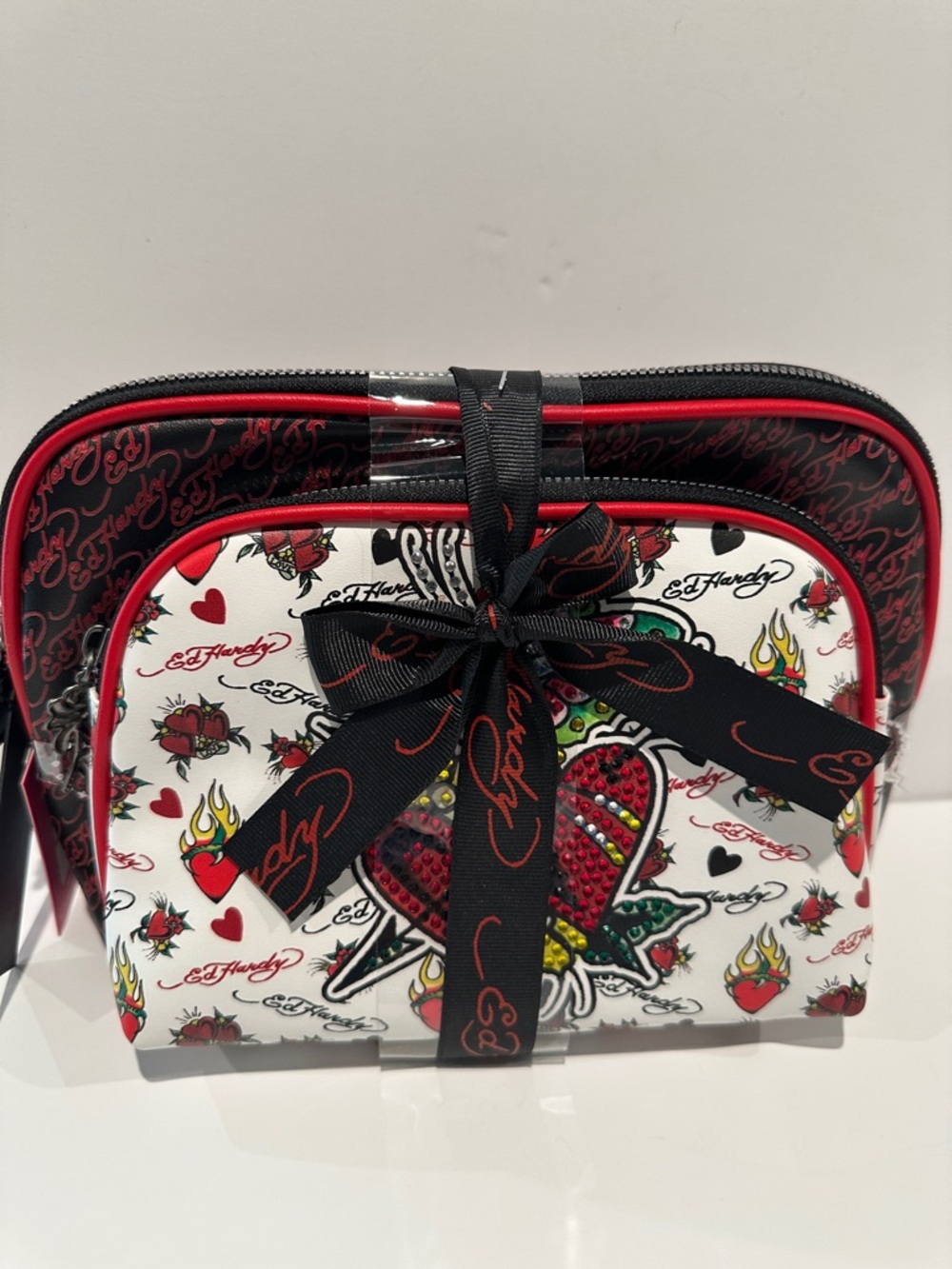 NWT Ed Hardy (2) piece Classic Heart Cosmetics bag Set.